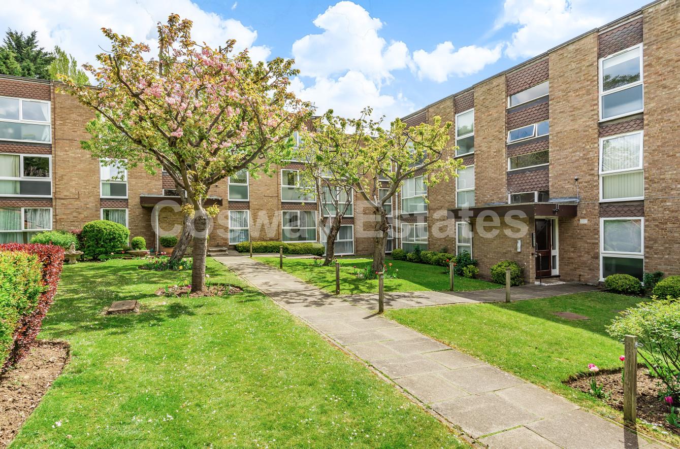 Holland Court, Mill Hill
